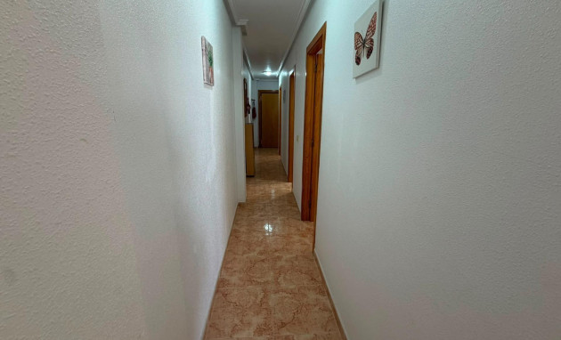 Herverkoop - Apartment - Torrevieja - Centro
