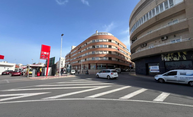 Herverkoop - Apartment - Torrevieja - Parque de las Naciones