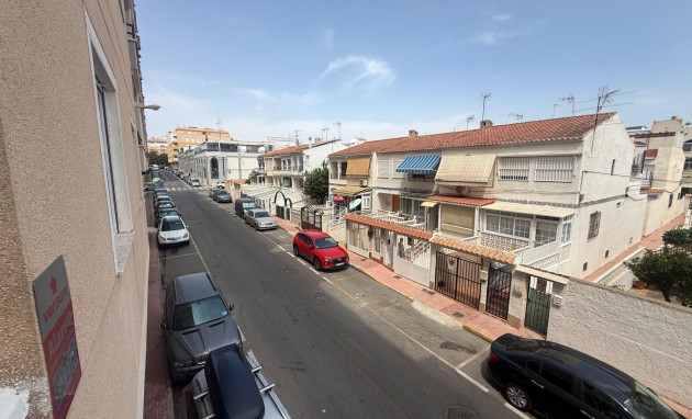 Herverkoop - Apartment - Torrevieja - Estacion de autobuses