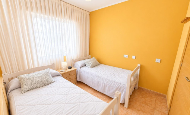 Herverkoop - Apartment - Torrevieja - Estacion de autobuses