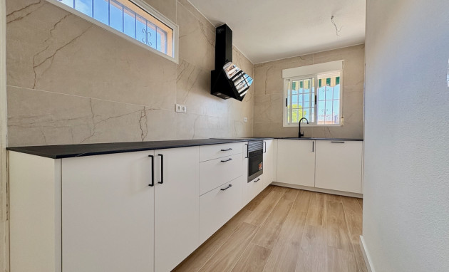 Herverkoop - Single Family Home - Orihuela - Los Balcones