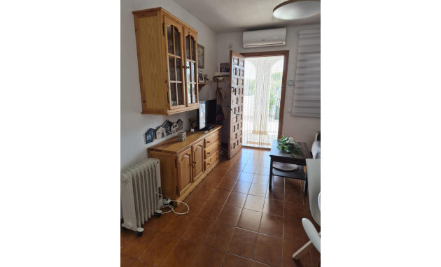 Herverkoop - Bungalow - Gelijkvloers - Torrevieja - La Siesta - El Salado - Torreta