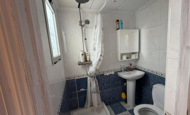 Herverkoop - Apartment - Torrevieja - Playa del Cura