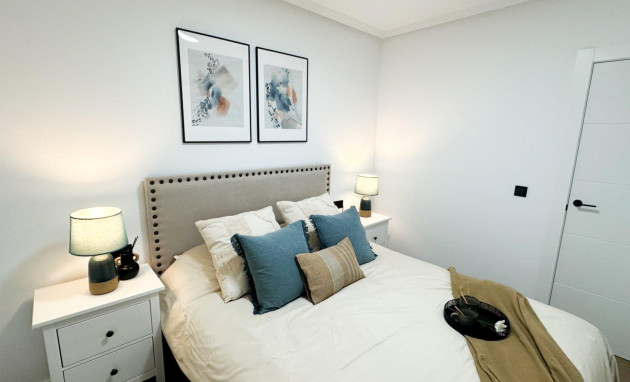 Herverkoop - Apartment - Orihuela Costa - Punta Prima