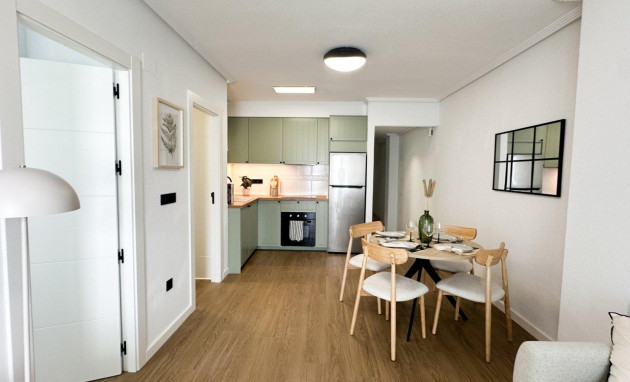 Herverkoop - Apartment - Orihuela Costa - Punta Prima