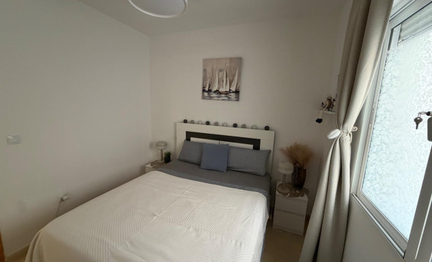 Herverkoop - Apartment - Torrevieja - Playa del cura