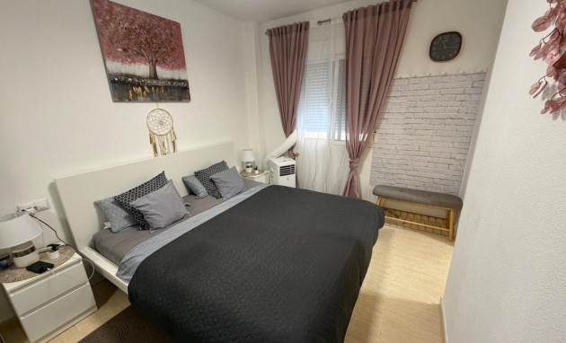 Herverkoop - Apartment - Torrevieja - Playa del cura