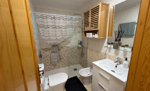 Herverkoop - Apartment - Torrevieja - Playa del cura