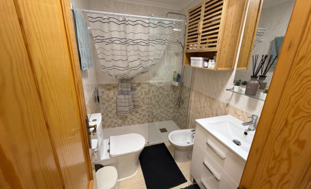 Herverkoop - Apartment - Torrevieja - Playa del cura