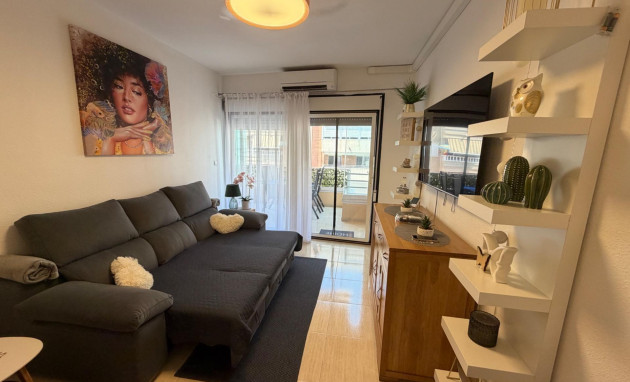 Herverkoop - Apartment - Torrevieja - Playa del cura