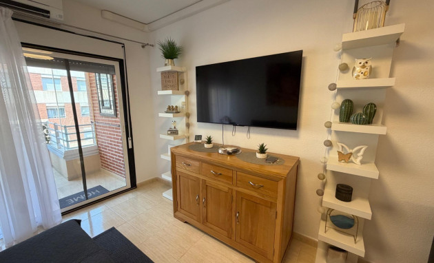 Herverkoop - Apartment - Torrevieja - Playa del cura