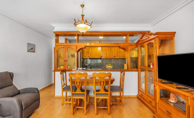 Herverkoop - Flat - Torrevieja - Paseo maritimo