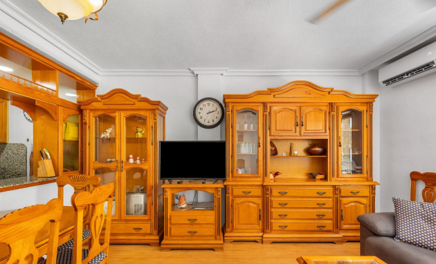 Herverkoop - Flat - Torrevieja - Paseo maritimo