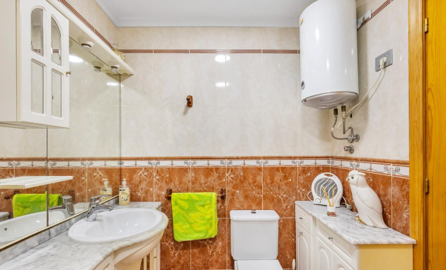 Herverkoop - Flat - Torrevieja - Paseo maritimo
