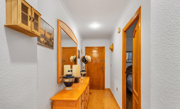 Herverkoop - Flat - Torrevieja - Paseo maritimo
