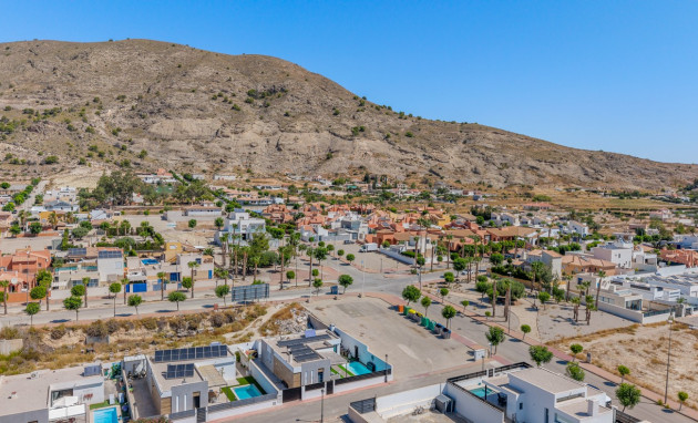 Herverkoop - Villa - Fortuna - Urbanizacion Las Kalendas