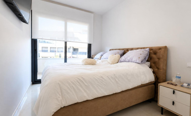 Herverkoop - Apartment - Orihuela Costa - Punta Prima