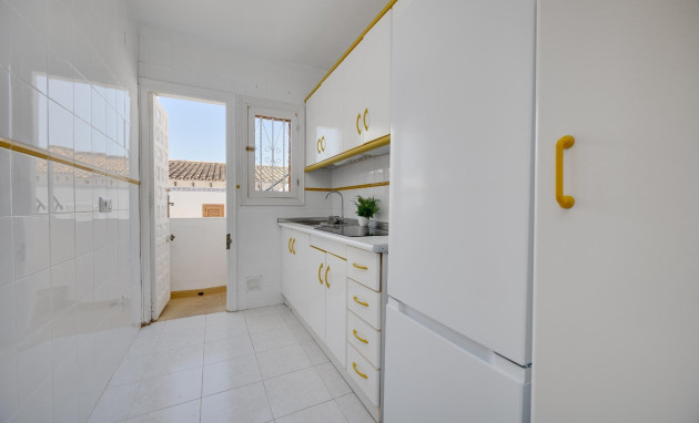 Herverkoop - Apartment - Torrevieja - Zona los Frutales