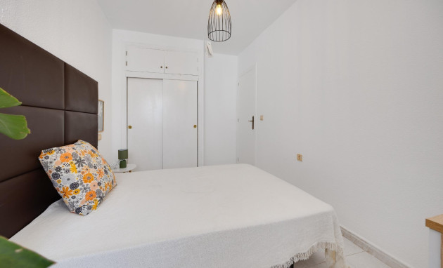 Herverkoop - Apartment - Torrevieja - Zona los Frutales