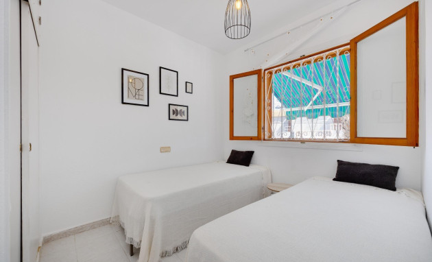 Herverkoop - Apartment - Torrevieja - Zona los Frutales