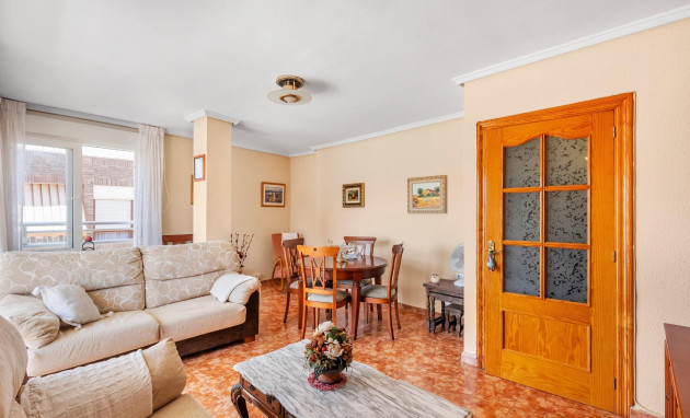 Herverkoop - Flat - Torrevieja - Playa del cura