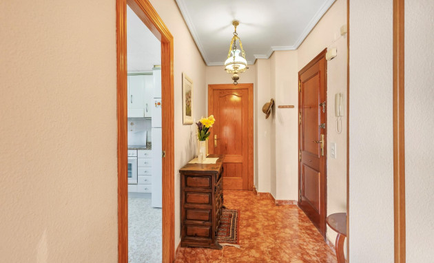 Herverkoop - Flat - Torrevieja - Playa del cura