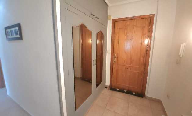 Herverkoop - Apartment - Almoradí