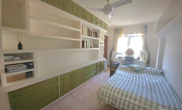 Herverkoop - Apartment - Almoradí