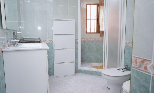 Herverkoop - Terraced house - Torrevieja - Los Frutales