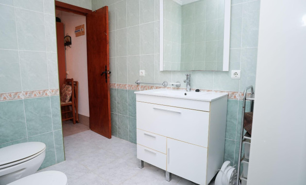Herverkoop - Terraced house - Torrevieja - Los Frutales