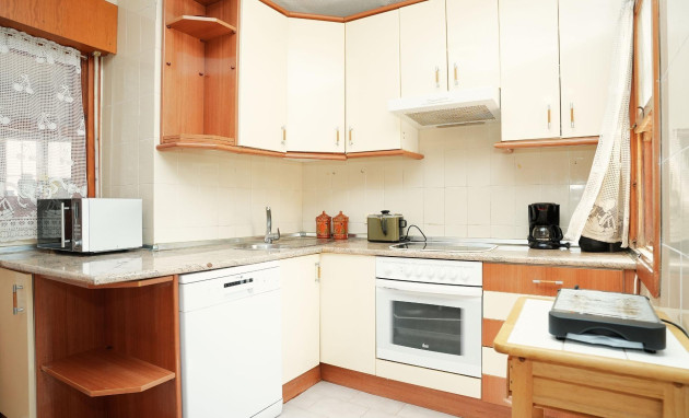 Herverkoop - Terraced house - Torrevieja - Los Frutales