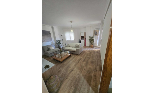Herverkoop - Apartment - Torrevieja - Centro