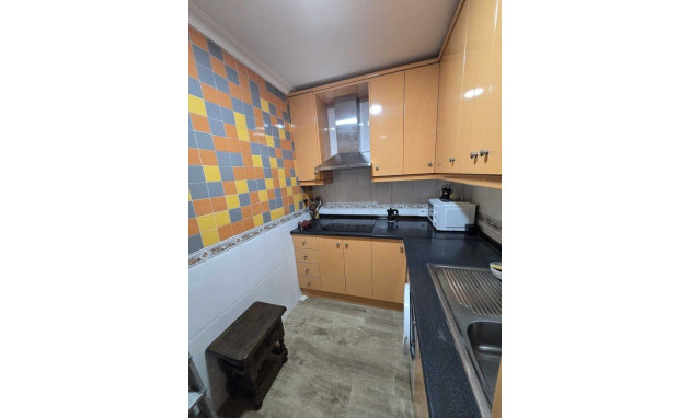 Herverkoop - Apartment - Torrevieja - Centro