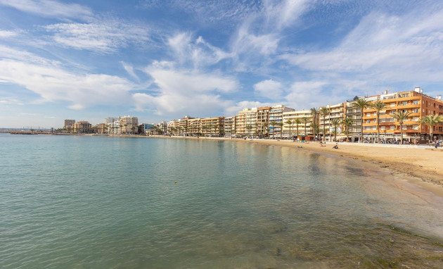 Herverkoop - Apartment - Torrevieja - Estacion de autobuses