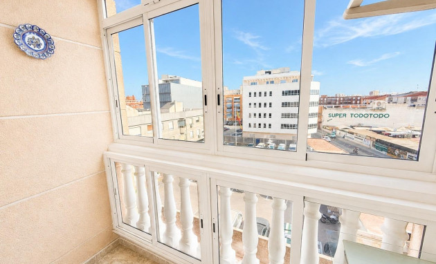 Herverkoop - Apartment - Torrevieja - Playa del cura
