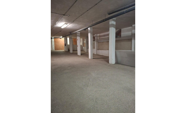 Herverkoop - Garage - Orihuela Costa - Los Almendros-La Florida