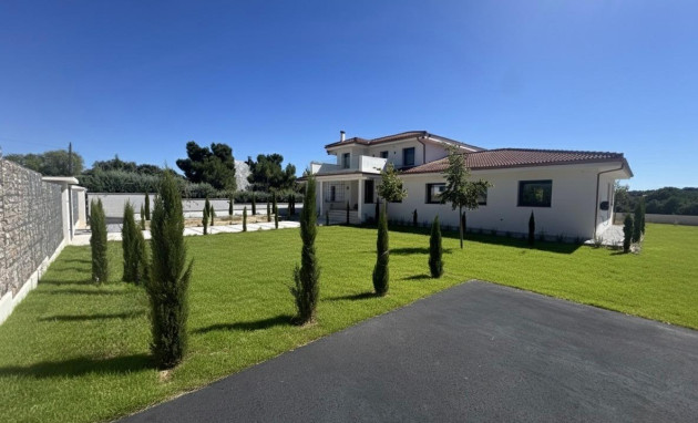 Herverkoop - Villa - Valdemorillo - Mojadillas - Parque de las Infantas - El Paraiso