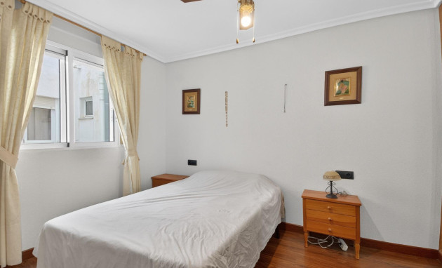 Herverkoop - Apartment - Torrevieja - Parque de las Naciones