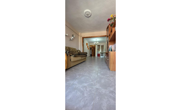 Herverkoop - Apartment - Torrevieja - Playa de los Naufragos