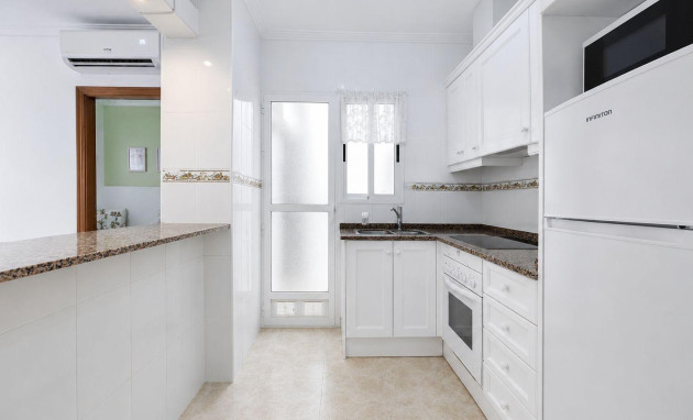 Revente - Apartment - Torrevieja - Centro