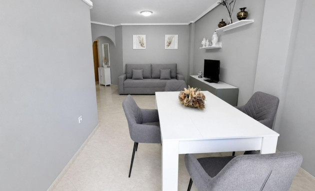 Revente - Apartment - Torrevieja - Centro