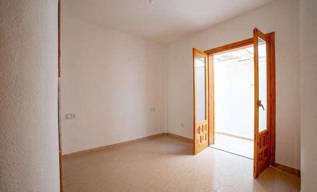 Revente - Bungalow - Rez-de-chaussée - Torrevieja - La Siesta - El Salado - Torreta