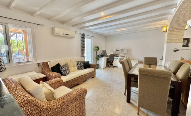 Herverkoop - Villa - Dolores - Comunidad valenciana