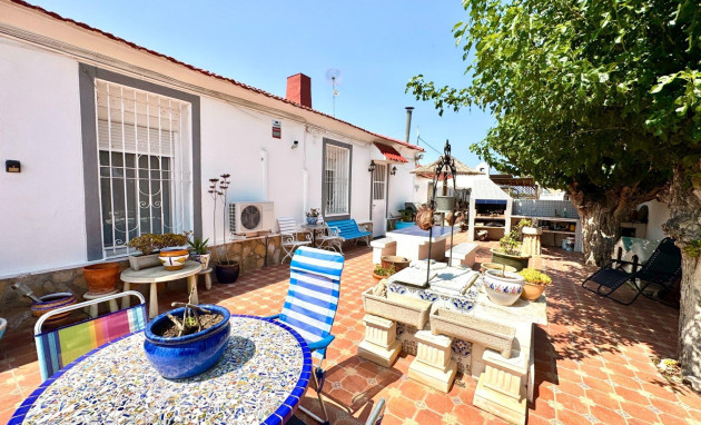 Herverkoop - Villa - Dolores - Comunidad valenciana