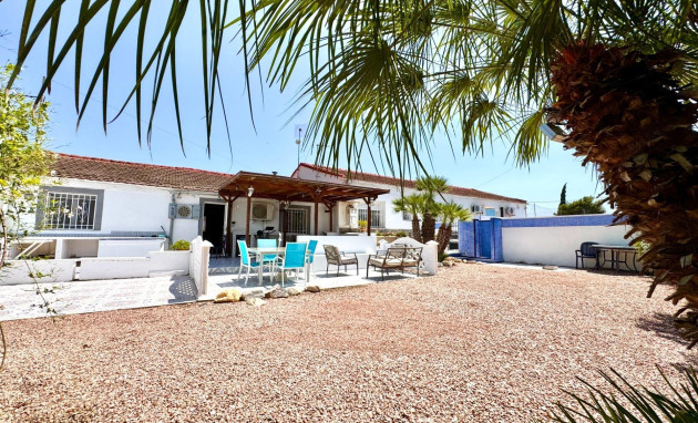 Herverkoop - Villa - Dolores - Comunidad valenciana