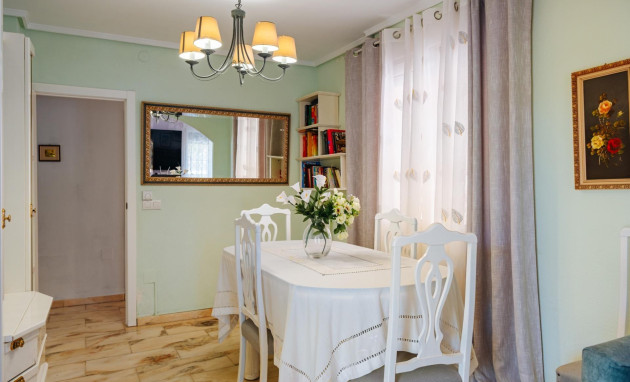 Herverkoop - Villa - Torrevieja - Los Frutales