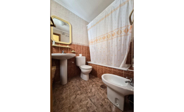 Resale - Apartment - Torrevieja - torrevieja