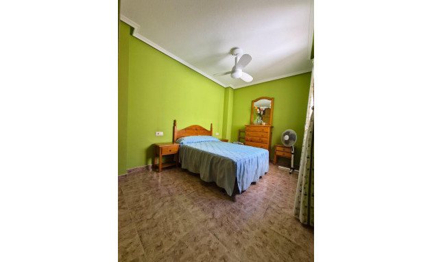 Resale - Apartment - Torrevieja - torrevieja