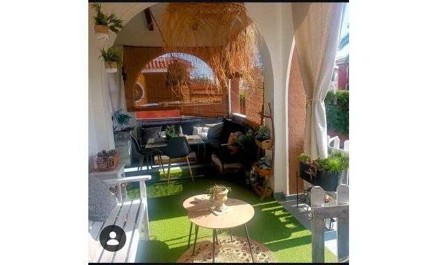 Herverkoop - Detached House / Villa - Torrevieja - Aguas Nuevas