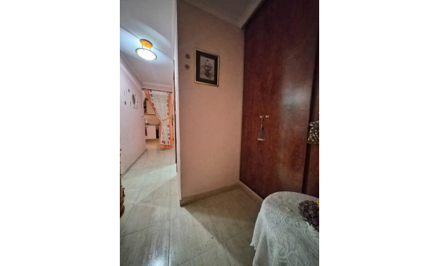 Herverkoop - Apartment - Torrevieja - Estacion de autobuses